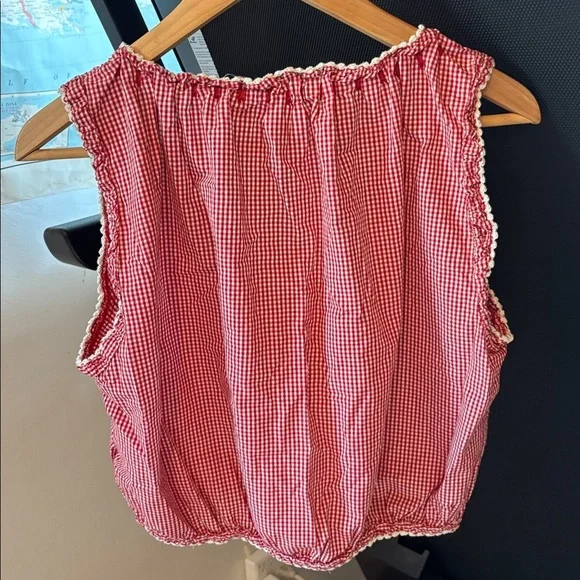 Doen Red Checkered Sleeveless Blouse - Picture 2 of 16